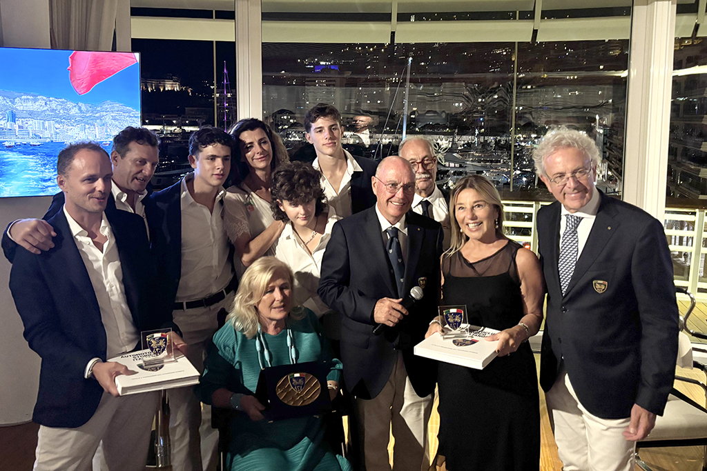 Lia Riva ASI - Inseguiamo Emozioni Certifichiamo Passioni | ASI ALLA MONACO ...